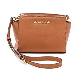 Michael kors mini crossbody bag